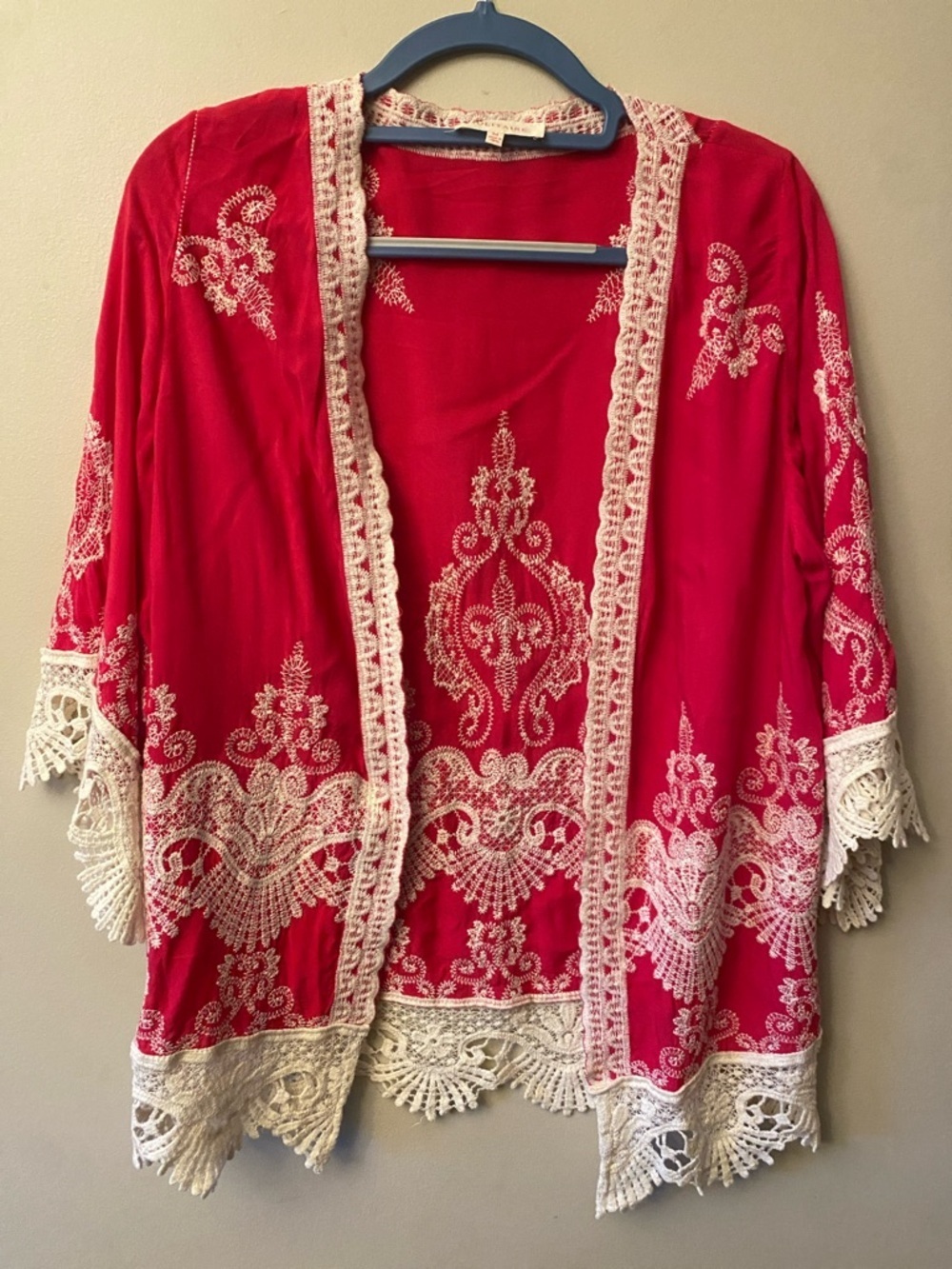 Solitaire Pink Embroidered Lace-Trim Kimono Top
